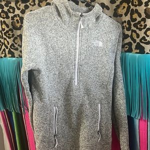North face pull over hoodie